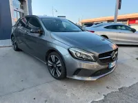 Usata Mercedes A180 Premium 109 CV (80 kW) 2017 Marrone Utilitaria
