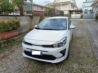 Usata Kia Rio Style 84 CV (61 kW) 2022 Bianco Berlina