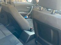 Usata BMW 118 122 CV (89 kW) 2006 Utilitaria
