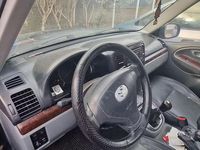 Second-hand Suzuki Grand Vitara 109 CP (80 kW) 2005 Negru SUV