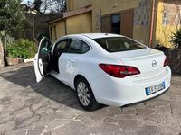 Usata Opel Astra 136 CV (100 kW) 2014 Bianco Berlina