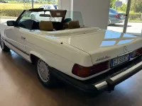 Usata Mercedes SL450 218 CV (160 kW) 1980 Bianco pastello Cabrio