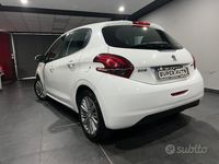 Usata Peugeot 208 Allure 75 CV (55 kW) 2017 Bianco Utilitaria