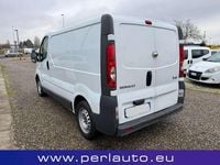 Usata Renault Trafic 115 CV (84 kW) 2010 Bianco Monovolume