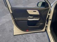 Usata Mercedes GLA200 Premium 163 CV (119 kW) 2025 Bianco SUV