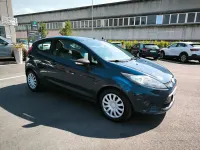Usata Ford Fiesta 92 CV (67 kW) 2009 Bluazzurro Berlina