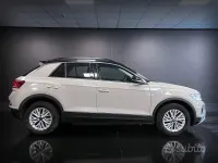Usata VW T-Roc Life 110 CV (80 kW) 2022 Grigio SUV