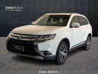 Usata Mitsubishi Outlander Instyle 150 CV (110 kW) 2018 Bianco SUV