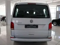 Usata VW Caravelle Comfortline 150 CV (110 kW) 2023 Argento Furgone