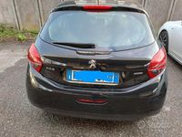 Usata Peugeot 208 2016 Nero Utilitaria