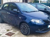 Usata Lancia Ypsilon S 69 CV (50 kW) 2022 Blu Utilitaria