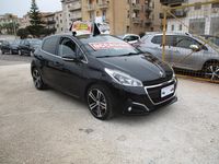 Usata Peugeot 208 GT-line 100 CV (73 kW) 2016 Nero Utilitaria