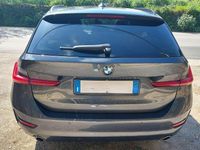 Usata BMW 318 Advantage 150 CV (110 kW) 2021 Grigio Station wagon