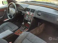 Usata Mercedes C180 1994 Nero Berlina