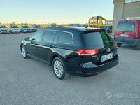 Usata VW Passat 120 CV (88 kW) 2017 Nero Station wagon