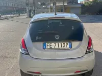 Usata Lancia Ypsilon 95 CV (69 kW) 2016 Utilitaria