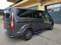 Usata Ford Tourneo Titanium 129 CV (94 kW) 2022 Nero Monovolume