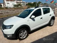 Usata Dacia Sandero Stepway 90 CV (66 kW) 2016 Bianco Berlina