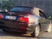 Usata BMW 318 Cabriolet Efficient Dynamics 143 CV (105 kW) 2004 Nero Cabrio