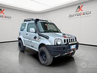Usata Suzuki Jimny 86 CV (63 kW) 2009 Argento SUV