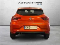 Usata Renault Clio Equilibre 91 CV (66 kW) 2023 Arancione Utilitaria