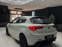 Usata Alfa Romeo Giulietta Distinctive 175 CV (128 kW) 2014 Bianco Berlina