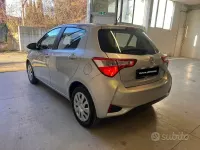 Begagnad Toyota Yaris Cool 72 HK (52 kW) 2019 Grå Sedan