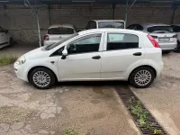 Usata Fiat Punto Lounge 69 CV (50 kW) 2015 Bianco Utilitaria