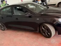Usata Ford Focus ST-Line 120 CV (88 kW) 2019 Nero Berlina