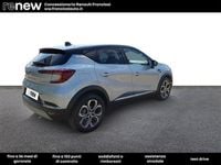Usata Renault Captur Techno 91 CV (66 kW) 2023 Grigio chiaro SUV