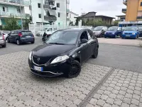 Usata Lancia Ypsilon S 95 CV (69 kW) 2015 Nero Utilitaria