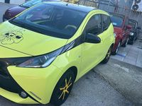Usata Toyota Aygo X-play 69 CV (50 kW) 2016 Giallo Utilitaria
