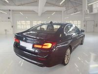 Usado BMW 530 Luxury Line 249 HP (183 kW) 2021 Preto Sedan