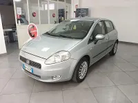 Usata Fiat Grande Punto Dynamic 89 CV (65 kW) 2009 Giallo Utilitaria