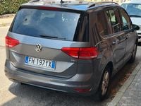 Usata VW Touran 102 CV (75 kW) 2016 Marrone Monovolume