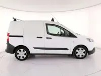 Usata Ford Courier Trend 75 CV (55 kW) 2022 Bianco Monovolume