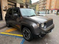 Usata Jeep Renegade Trailhawk 170 CV (125 kW) 2015 Grigio SUV