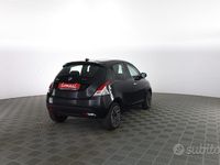 Usata Lancia Ypsilon S 69 CV (50 kW) 2023 Nero vulcano Utilitaria