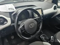 Usata Toyota Aygo Cool 69 CV (50 kW) 2016 Bianco Utilitaria