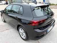 Begagnad VW Golf VIII Life 116 HK (85 kW) 2025 Svart Sedan