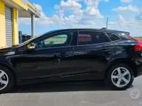 Usata Volvo V40 Business Edition 120 CV (88 kW) 2017 Nero Berlina
