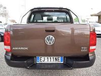 Usata VW Amarok 122 CV (89 kW) 2011 Marrone Pick-up