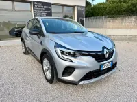 Usata Renault Captur Life 101 CV (74 kW) 2020 Grigio SUV