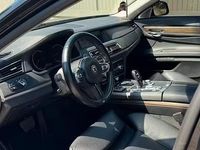 Begagnad BMW 730 Comfort Edition 258 HK (189 kW) 2014 Svart Sedan