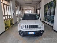 Usata Jeep Renegade Limited 120 CV (88 kW) 2016 Bianco SUV