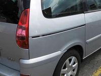 Usata Peugeot 807 107 CV (78 kW) 2005 Furgone