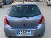 Usata Toyota Yaris Sol 90 CV (66 kW) 2010 Utilitaria