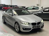 Usata BMW 220 Sport Line 190 CV (139 kW) 2015 Grigio Cabrio