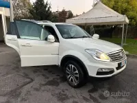 Usata SsangYong Rexton 155 CV (114 kW) 2014 Bianco SUV