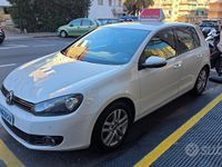 Usata VW Golf VI Highline 101 CV (74 kW) 2011 Bianco Utilitaria